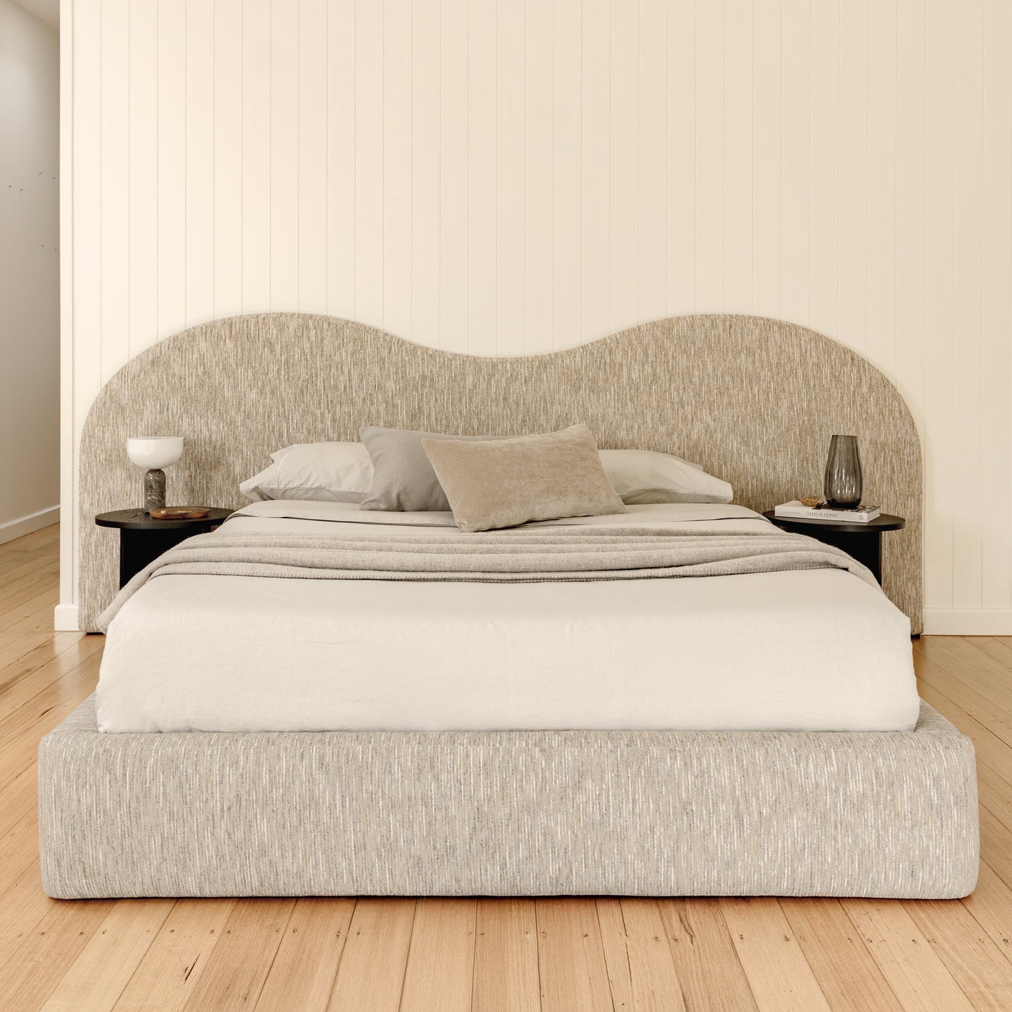 Adelaide bed